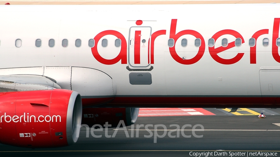 Air Berlin Airbus A321-211 (D-ABCA) | Photo 206781