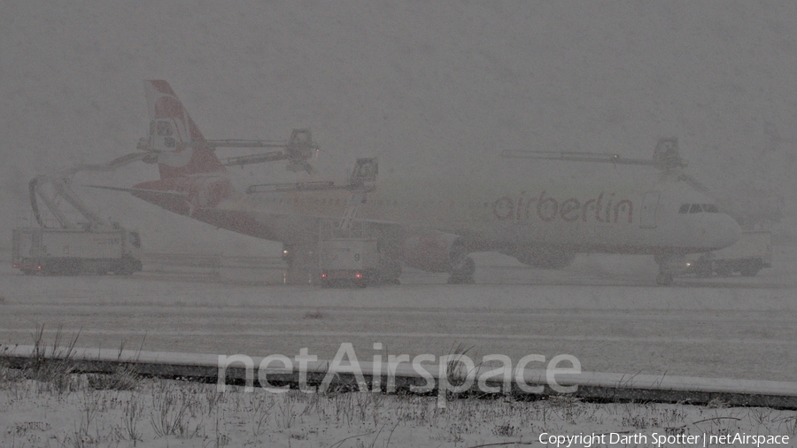 Air Berlin Airbus A321-211 (D-ABCA) | Photo 225983