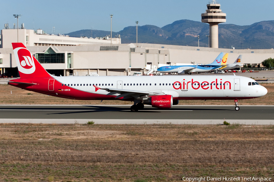 Air Berlin Airbus A321-211 (D-ABCB) | Photo 513039