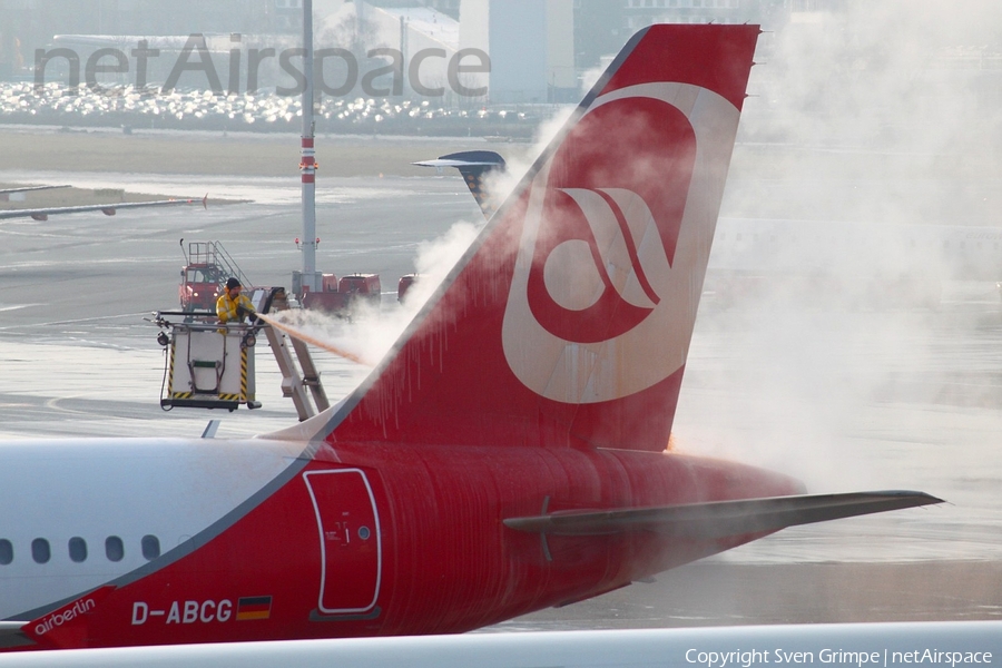 Air Berlin Airbus A321-211 (D-ABCG) | Photo 38629
