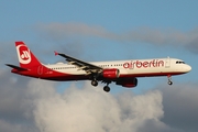 Air Berlin Airbus A321-211 (D-ABCI) at  Hamburg - Fuhlsbuettel (Helmut Schmidt), Germany