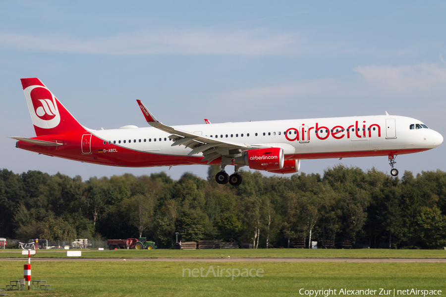Air Berlin Airbus A321-211 (D-ABCL) | Photo 128002