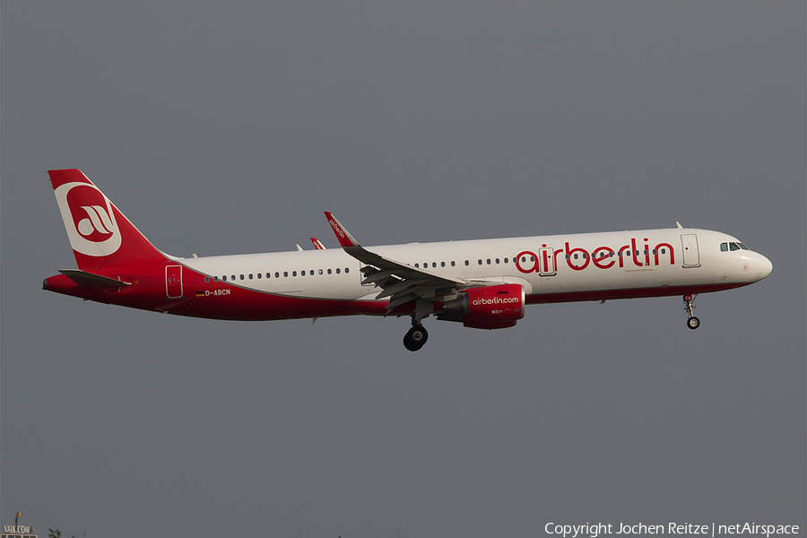 Air Berlin Airbus A321-211 (D-ABCN) | Photo 109534