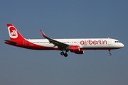 Air Berlin Airbus A321-211 (D-ABCQ) at  Hamburg - Fuhlsbuettel (Helmut Schmidt), Germany