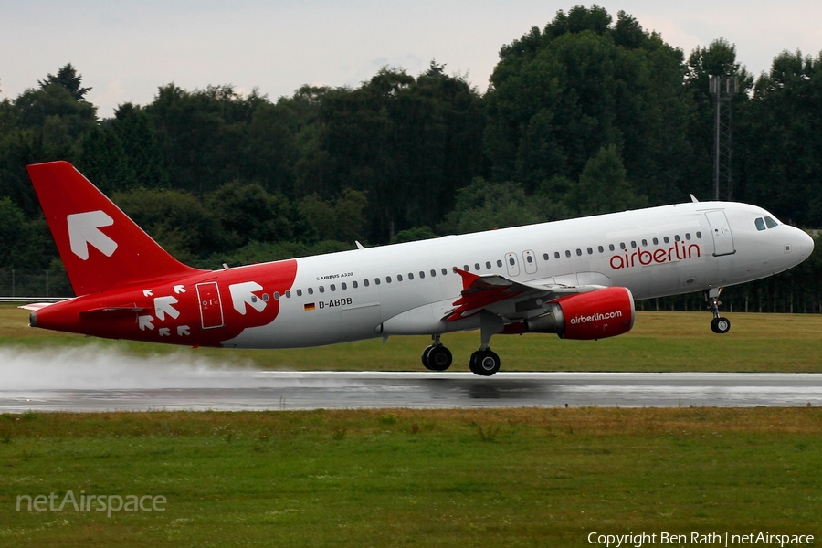 Air Berlin Airbus A320-214 (D-ABDB) | Photo 30257