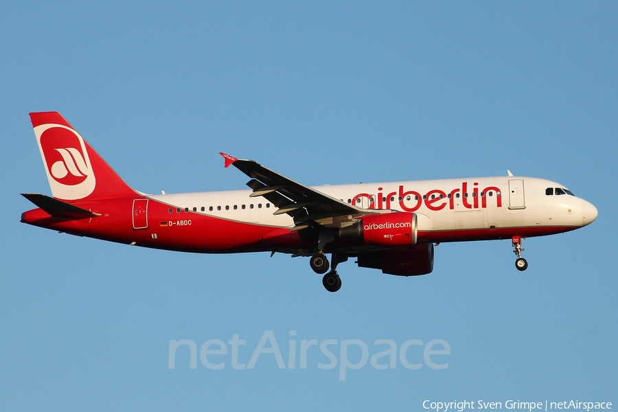 Air Berlin Airbus A320-214 (D-ABDC) | Photo 32978