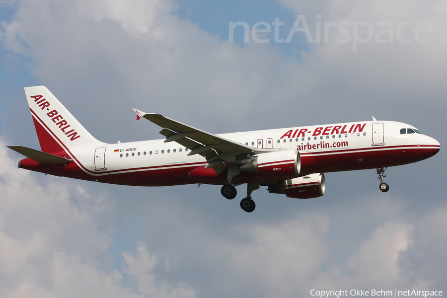 Air Berlin Airbus A320-214 (D-ABDD) | Photo 369194