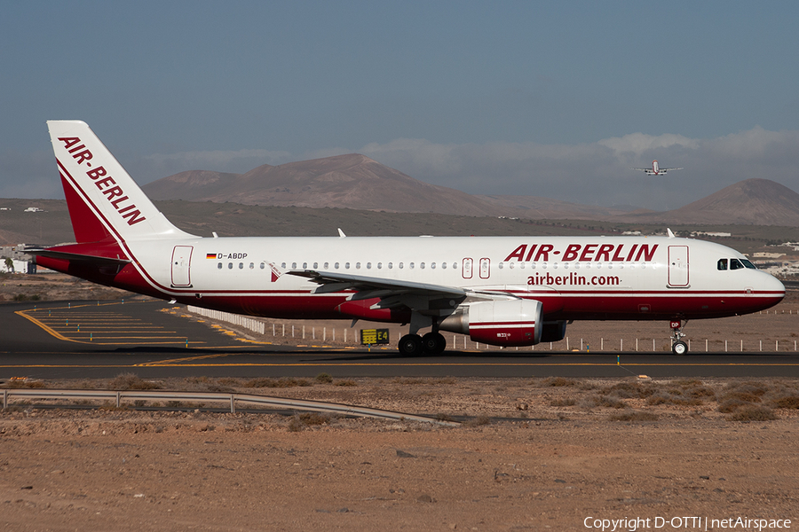 Air Berlin Airbus A320-214 (D-ABDP) | Photo 372775