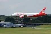 Air Berlin Airbus A320-214 (D-ABDQ) at  Hamburg - Fuhlsbuettel (Helmut Schmidt), Germany