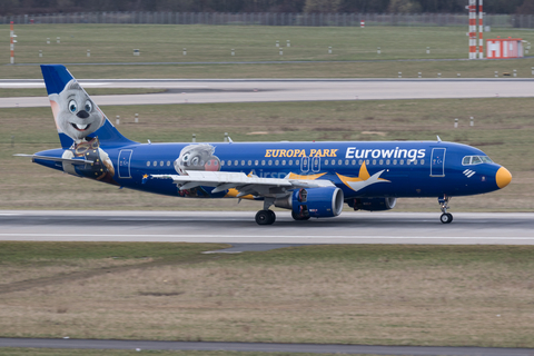 Eurowings Airbus A320-214 (D-ABDQ) at  Dusseldorf - International, Germany