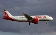Air Berlin Airbus A320-214 (D-ABDU) at  Hamburg - Fuhlsbuettel (Helmut Schmidt), Germany