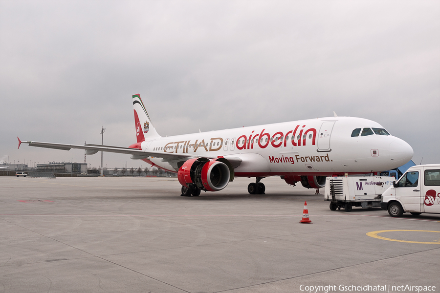 Air Berlin Airbus A320-214 (D-ABDU) | Photo 44395