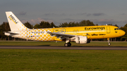 Eurowings Airbus A320-214 (D-ABDU) at  Hamburg - Fuhlsbuettel (Helmut Schmidt), Germany