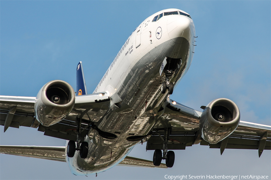 Lufthansa Boeing 737-330 (D-ABEB) | Photo 169954