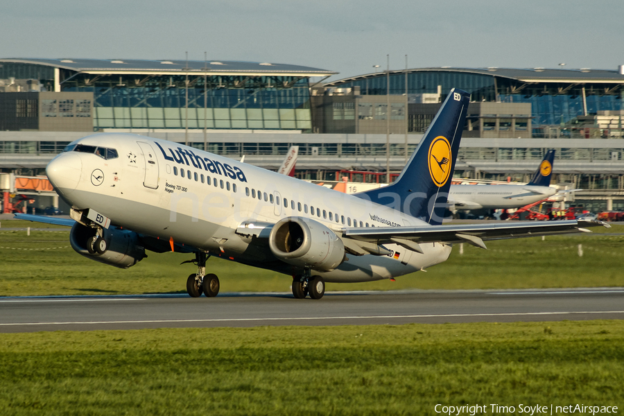 Lufthansa Boeing 737-330 (D-ABED) | Photo 345446