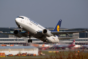 Lufthansa Boeing 737-330 (D-ABEN) at  Hamburg - Fuhlsbuettel (Helmut Schmidt), Germany