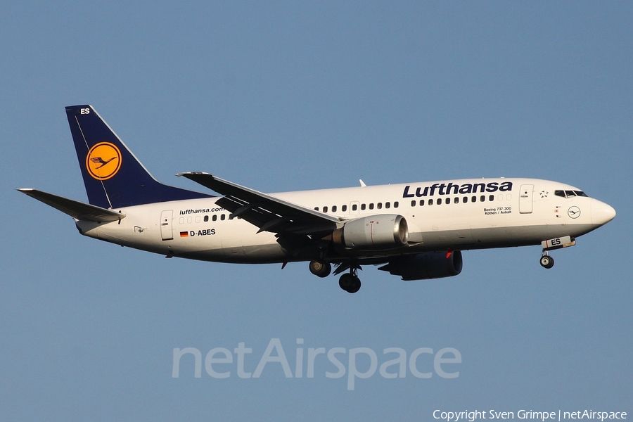Lufthansa Boeing 737-330 (D-ABES) | Photo 17730