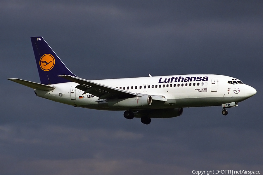 Lufthansa Boeing 737-230(Adv) (D-ABFA) | Photo 147428