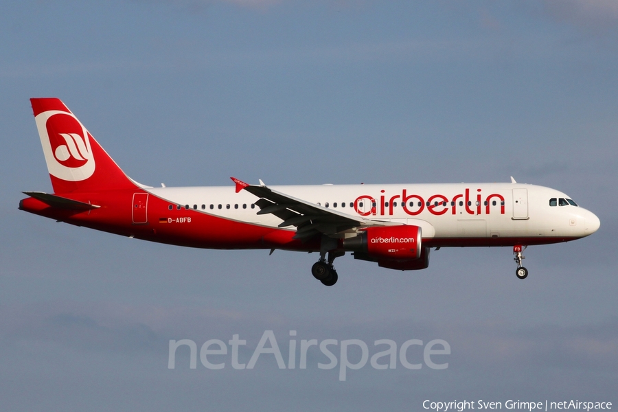 Air Berlin Airbus A320-214 (D-ABFB) | Photo 438397
