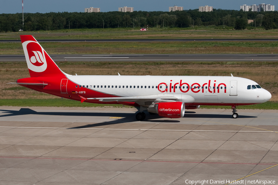Air Berlin Airbus A320-214 (D-ABFB) | Photo 549786