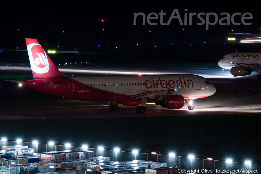 Air Berlin Airbus A320-214 (D-ABFC) | Photo 89035