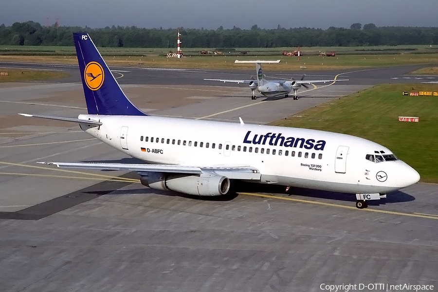 Lufthansa Boeing 737-230(Adv) (D-ABFC) | Photo 144361