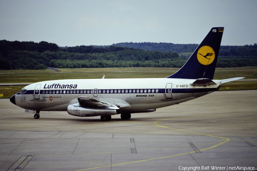 Lufthansa Boeing 737-230(Adv) (D-ABFD) | Photo 306964
