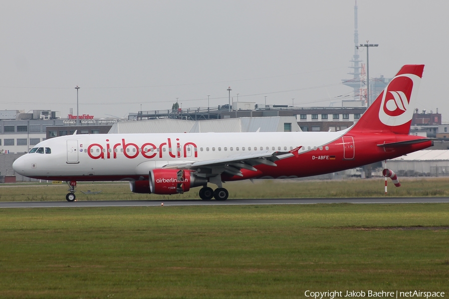 Air Berlin Airbus A320-214 (D-ABFE) | Photo 139190