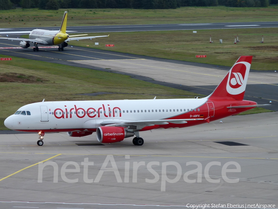 Air Berlin Airbus A320-214 (D-ABFK) | Photo 491132