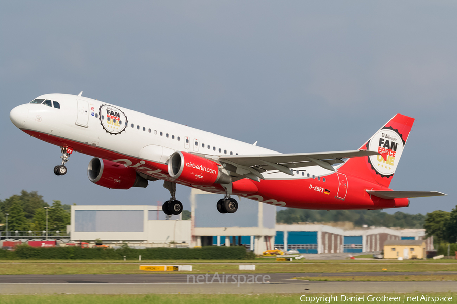 Air Berlin Airbus A320-214 (D-ABFK) | Photo 117057