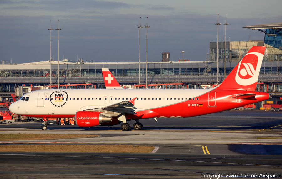 Air Berlin Airbus A320-214 (D-ABFK) | Photo 133445