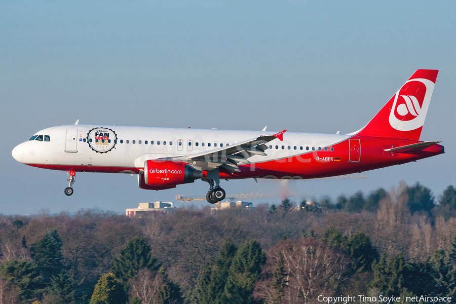 Air Berlin Airbus A320-214 (D-ABFK) | Photo 137099