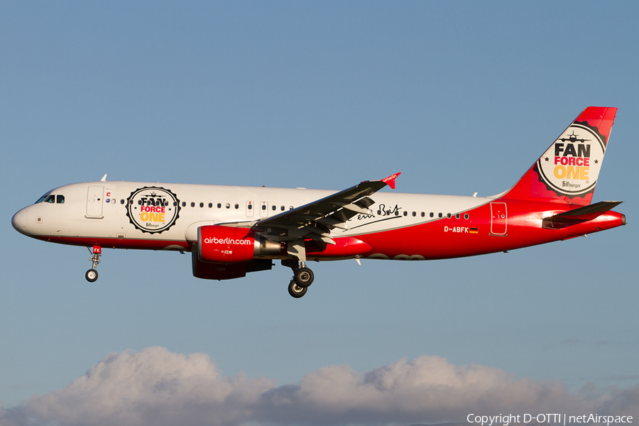 Air Berlin Airbus A320-214 (D-ABFK) | Photo 518946