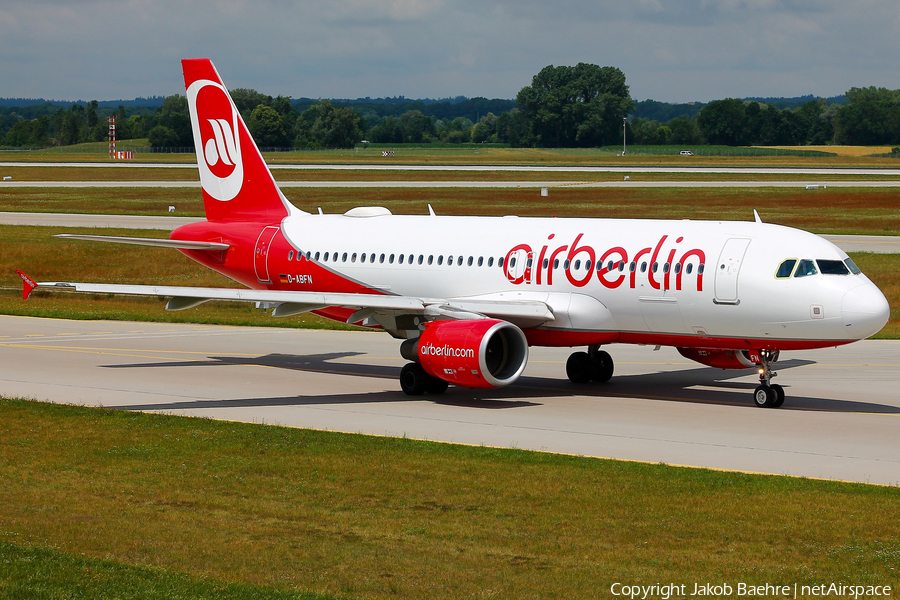 Air Berlin Airbus A320-214 (D-ABFM) | Photo 173854