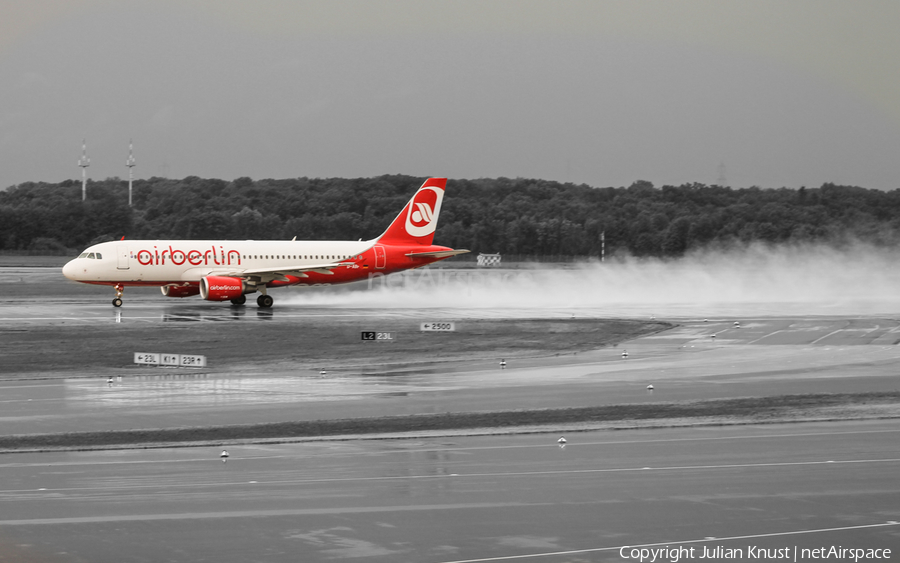 Air Berlin Airbus A320-214 (D-ABFO) | Photo 76741