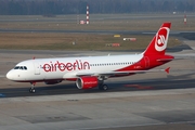 Air Berlin Airbus A320-214 (D-ABFO) at  Hamburg - Fuhlsbuettel (Helmut Schmidt), Germany