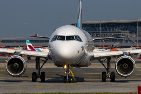 Eurowings Airbus A319-112 (D-ABGQ) at  Hamburg - Fuhlsbuettel (Helmut Schmidt), Germany