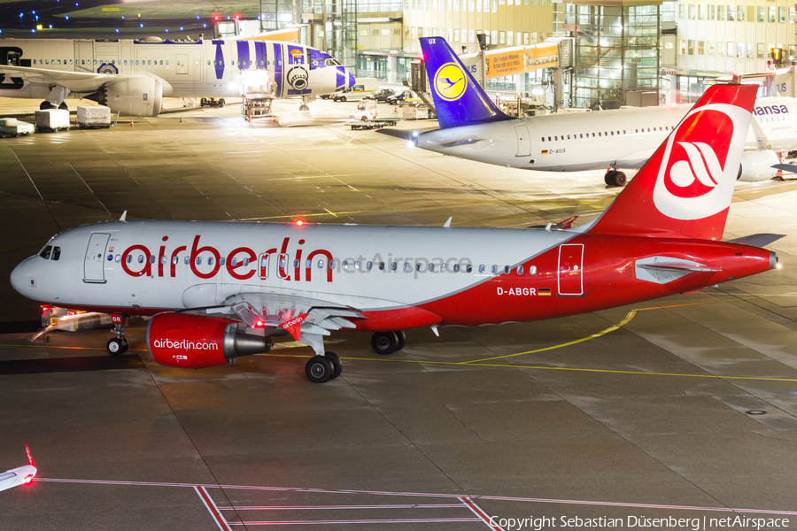 Air Berlin Airbus A319-112 (D-ABGR) | Photo 133133