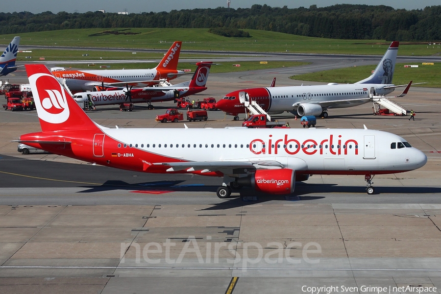 Air Berlin Airbus A320-214 (D-ABHA) | Photo 121076