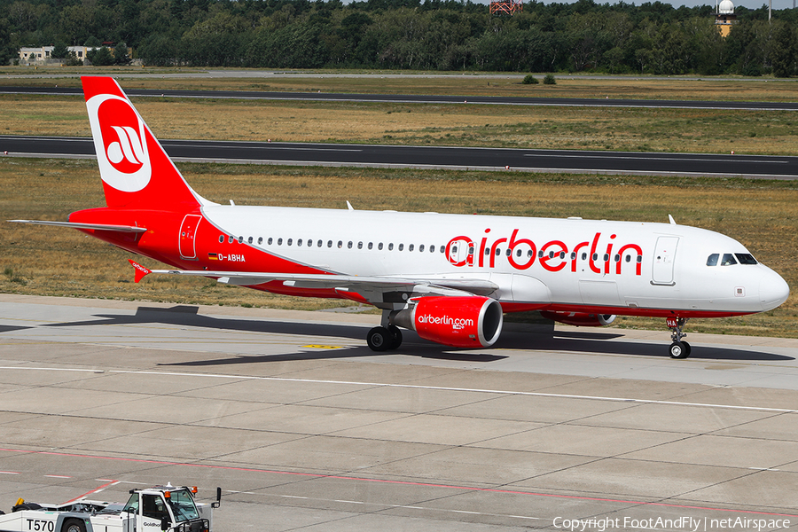Air Berlin Airbus A320-214 (D-ABHA) | Photo 150886