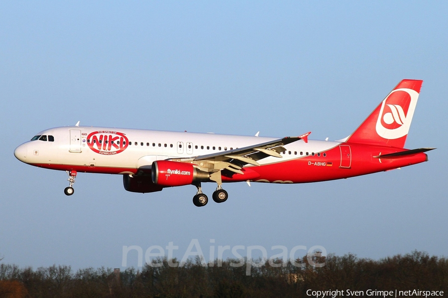 Niki Airbus A320-214 (D-ABHG) | Photo 139570