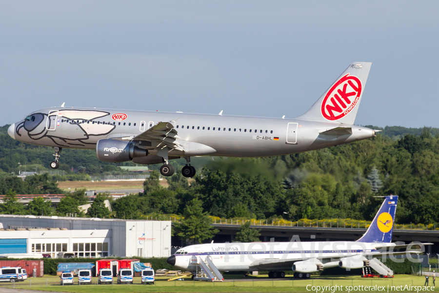 Niki Airbus A320-214 (D-ABHG) | Photo 172220