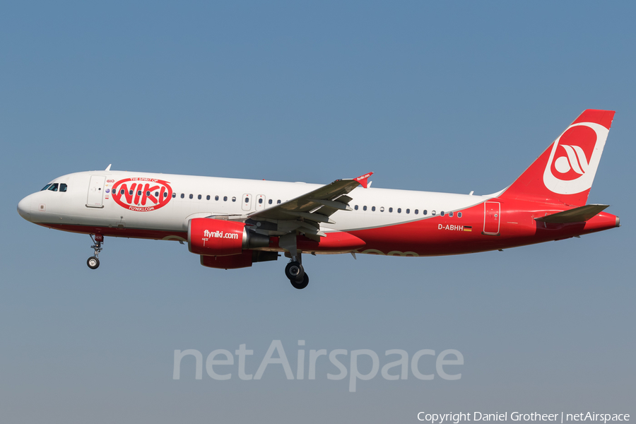 Niki Airbus A320-214 (D-ABHH) | Photo 156907