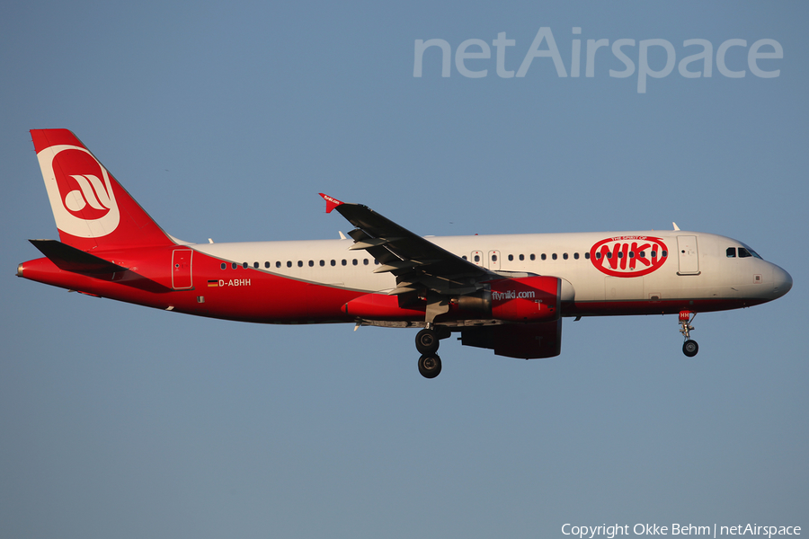 Niki Airbus A320-214 (D-ABHH) | Photo 163656