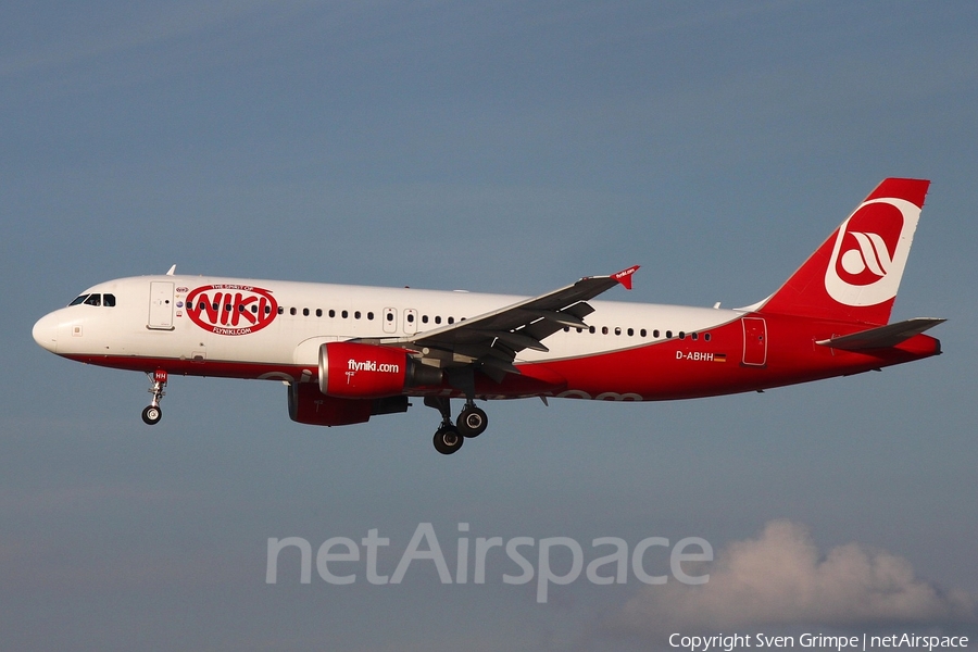 Niki Airbus A320-214 (D-ABHH) | Photo 168974