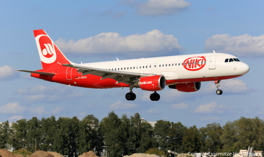 Niki Airbus A320-214 (D-ABHH) | Photo 183204