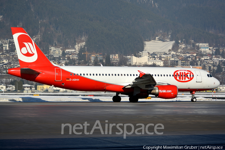 Niki Airbus A320-214 (D-ABHH) | Photo 142035