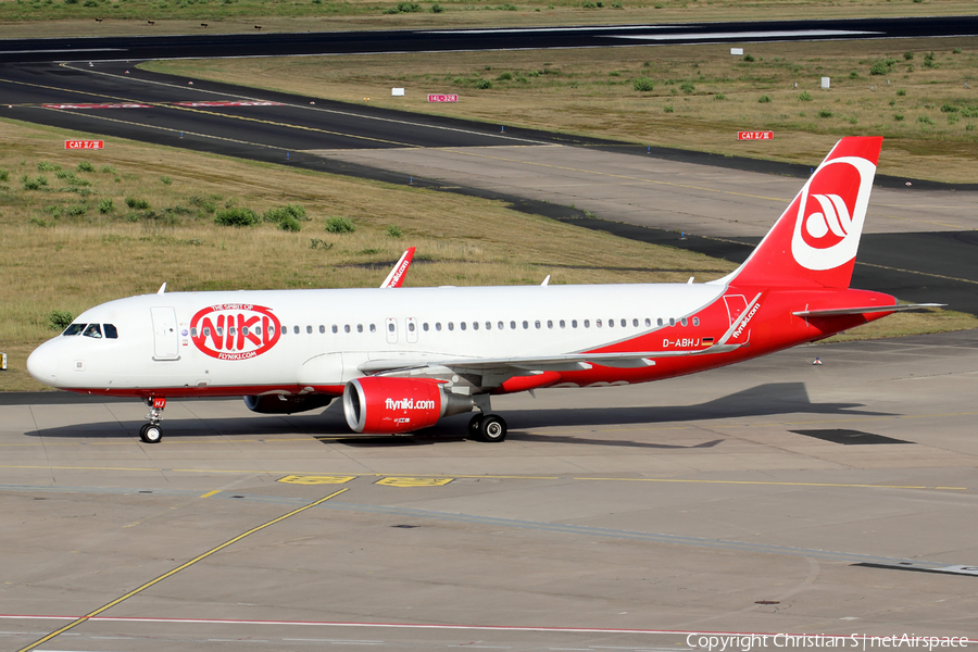 Niki Airbus A320-214 (D-ABHJ) | Photo 170907