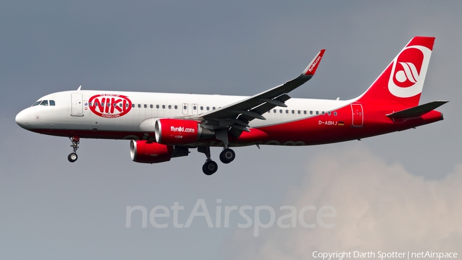 Niki Airbus A320-214 (D-ABHJ) | Photo 197174