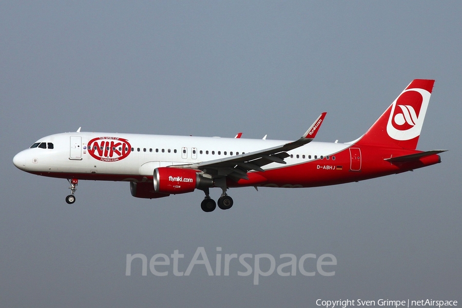 Niki Airbus A320-214 (D-ABHJ) | Photo 148623